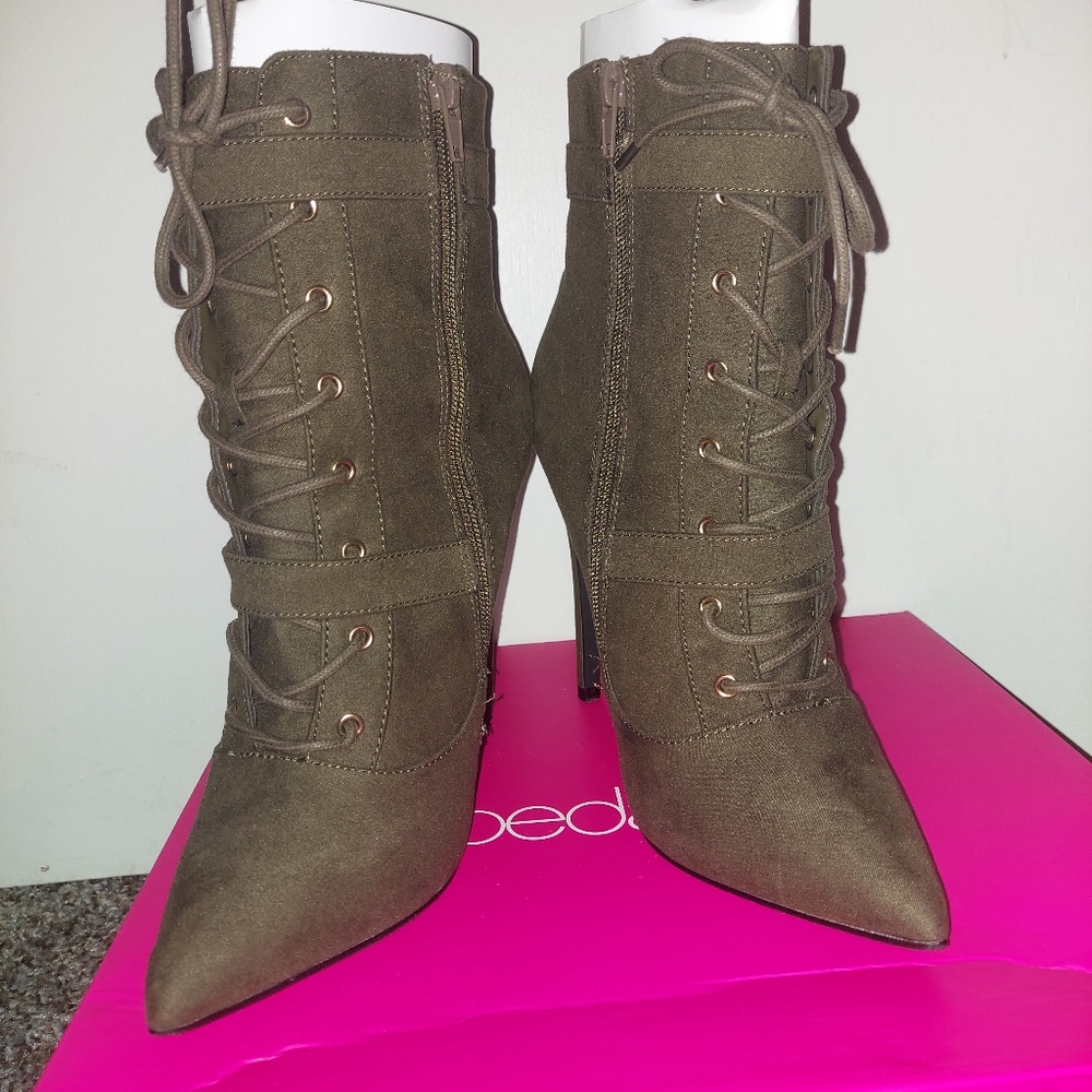 Booties - Picture 3 of 3